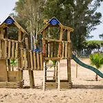 Playa Taray 营地 3*